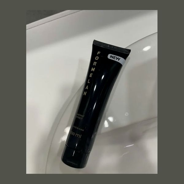 Musta Formelan-tuubi, noin 100 ml, etiketissä teksti Formelan ja geelin kuvaus